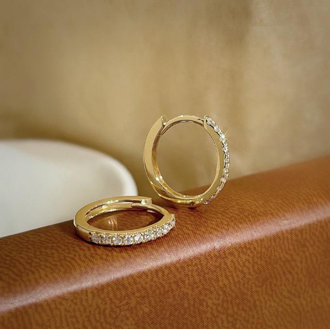 

Элегантные золотые и серебряные циркониевые клипсы для ушей - Универсальные роскошные серьги в простом, шикарном стиле