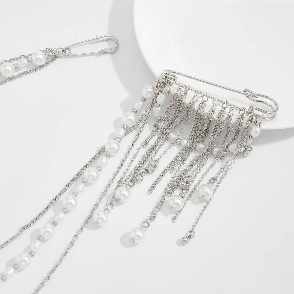Personalized Chic Style Imitation Pearl Chain Tassel Brooches for Women Fashion Light Luxury Pearl Bead Brooch Suit Pin Accessor