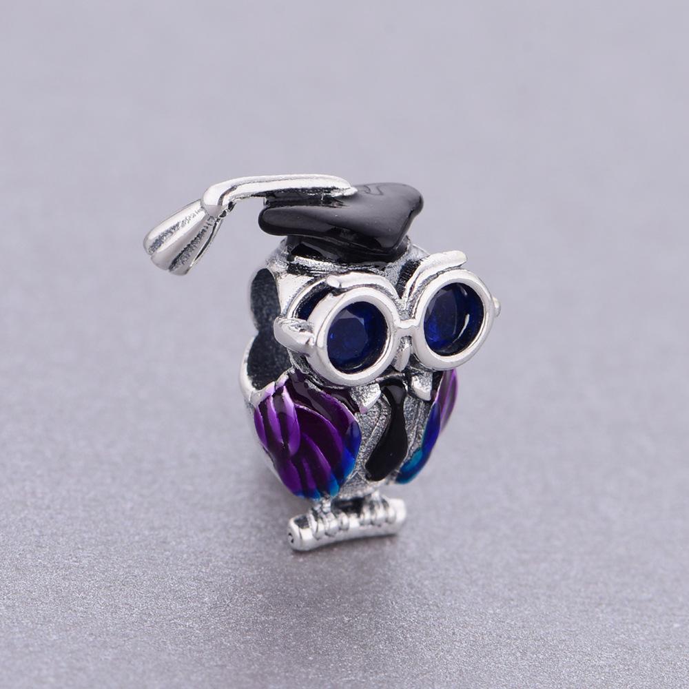 Bransoletka z koralików Sowa i Kwiat z zawieszką DIY na Graduation i Podróż