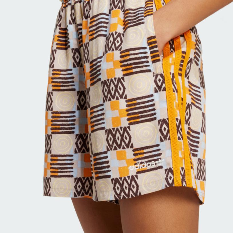 Adidas Originals 80s Elongated Shorts With All-Over Print Women Bottoms Grey Brown JC6172