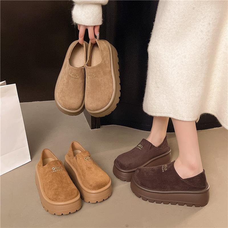 Baotou half-drag muffin shoes for women to wear 2025 autumn Korean version of versatile thick soles to increase the height of casual lazy people