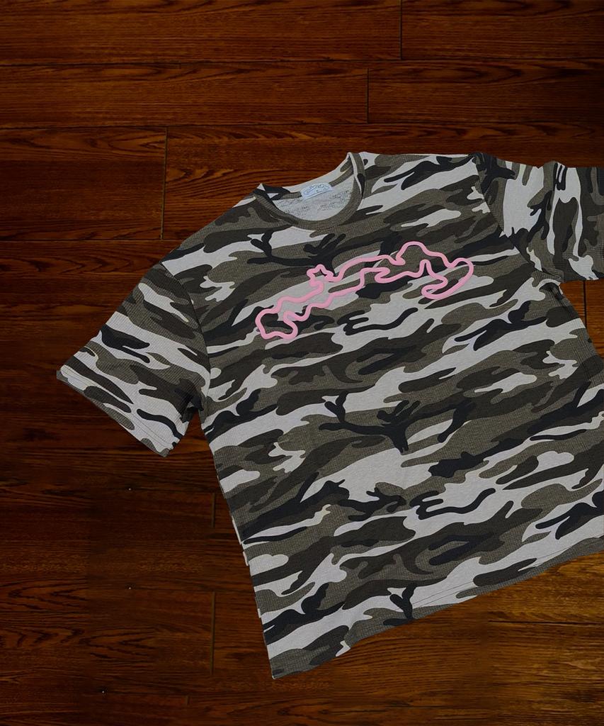 Tteolseuti Camo Waffle T Shirt