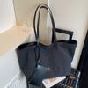 Fashion commuter canvas bag women's new simple portable commuter retro shoulder bag large capacity student tote bag