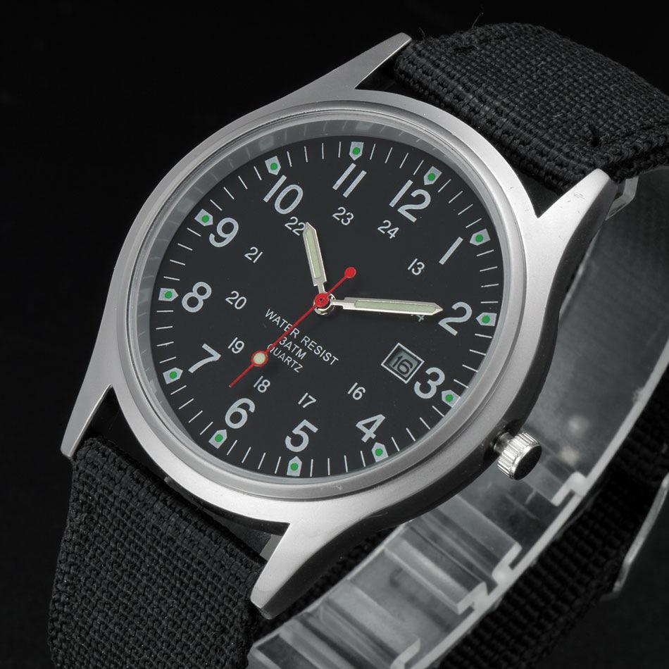 Men's Casual Nylon Band Quartz Sports Watch with Date Function