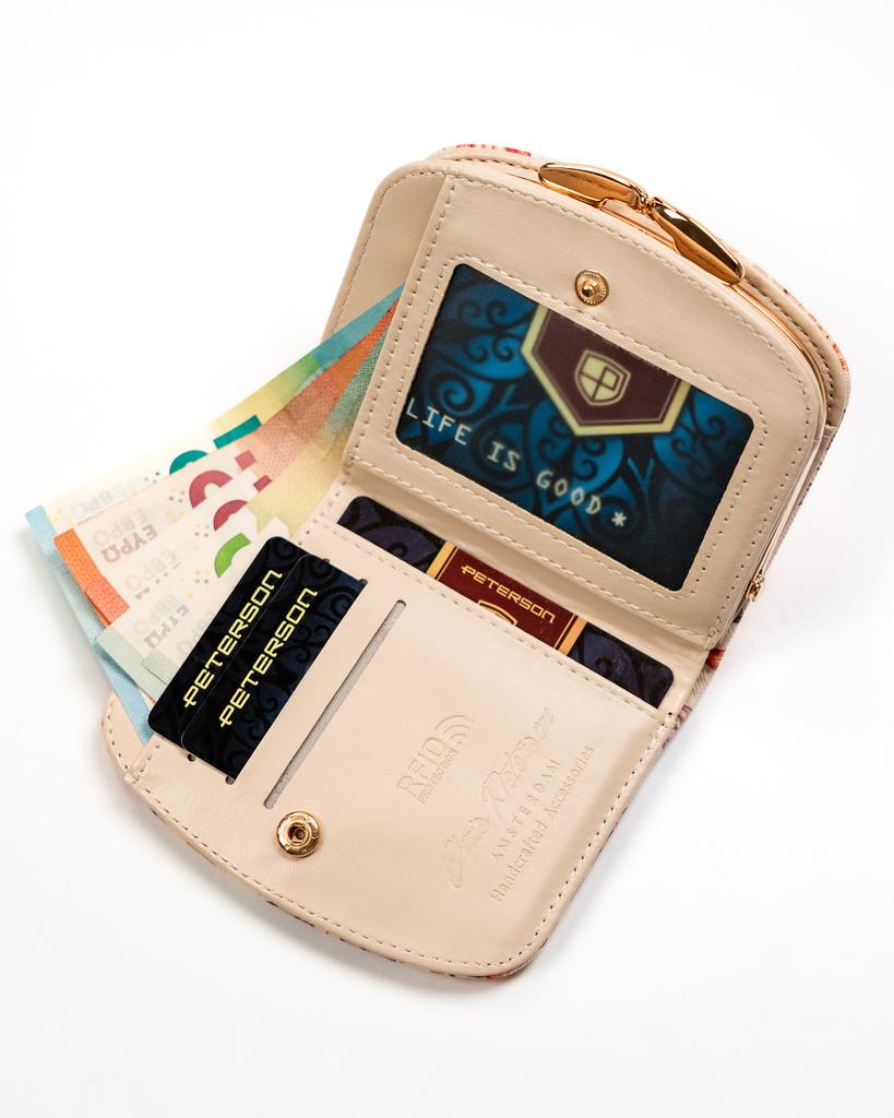 Small Women's Wallet Made of Eco-leather - Peterson