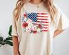 Vintage Floral USA Flag Shirt, Patriotic Wildflower Graphic Tee, Independence Day Outfit, American Pride Gift, Patriotic 4th of July Tee