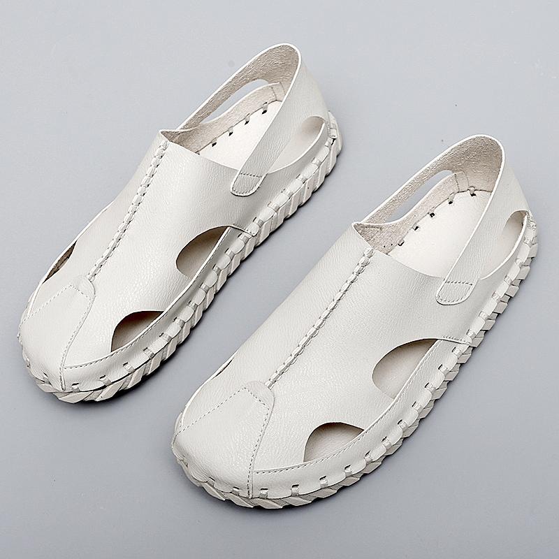 Fashion Summer Men’s Leather Sandals Lightweight Outdoor Shoes Handmade Shoes Sandals Slippers Designer Male Party Driving Beach Sandals