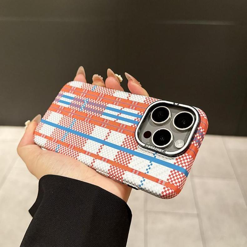 Applicable to Apple 17promax mobile phone case metal lens Kevlar carbon fiber texture iPhone16 anti-drop hard