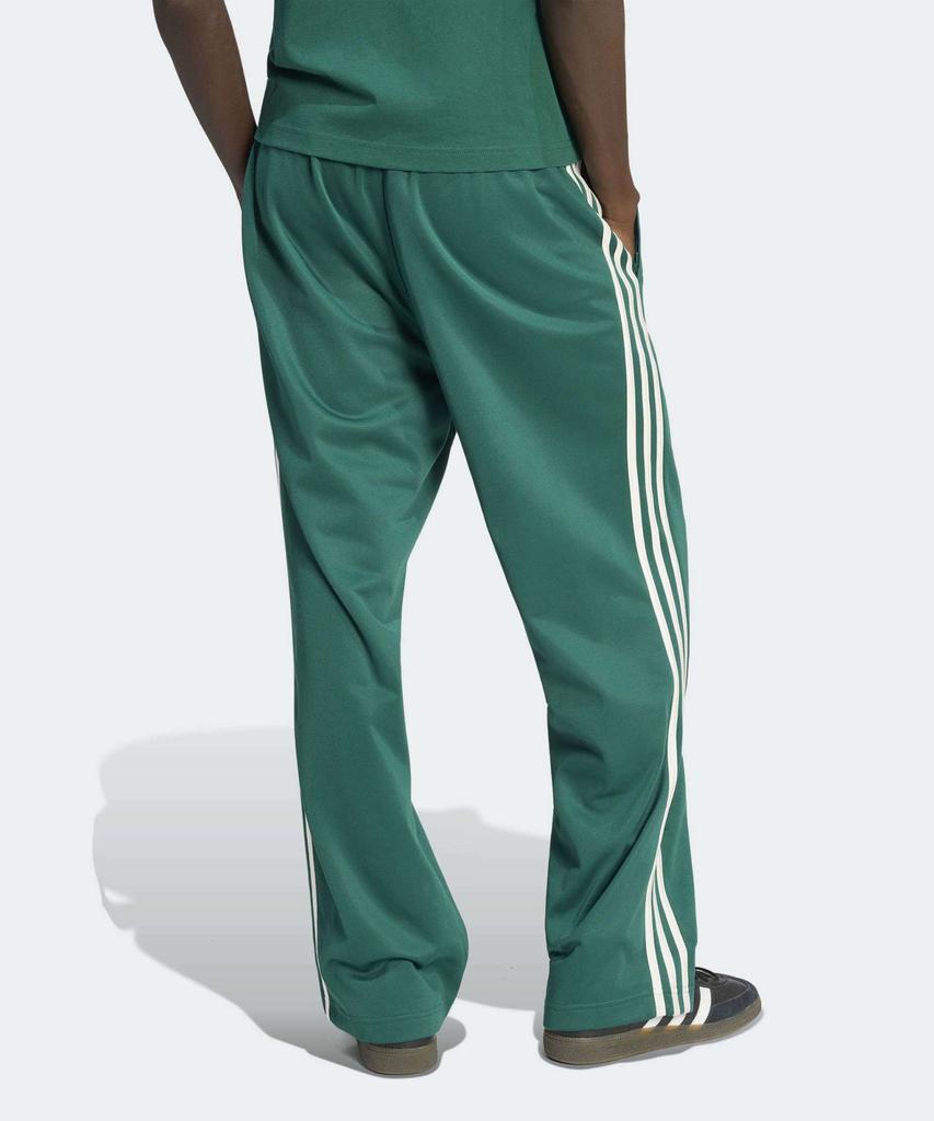 ADIDAS Baggy Track Pants - Green / Ke3497