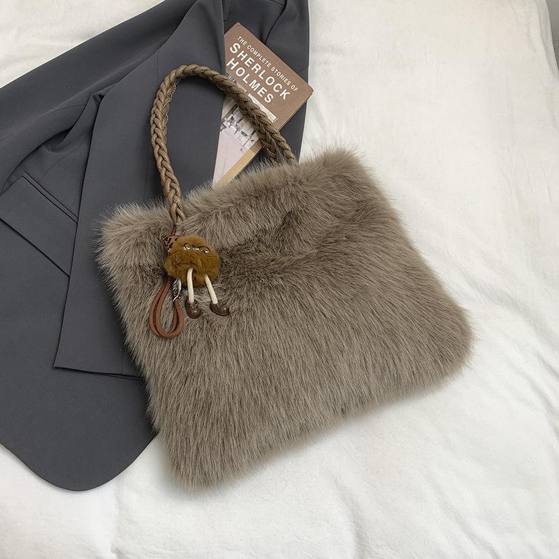 2025 New Autumn Handbag Plush Bag Women's Fashion Shoulder Bag Lazy Wind Large Capacity Underarm Bag Women