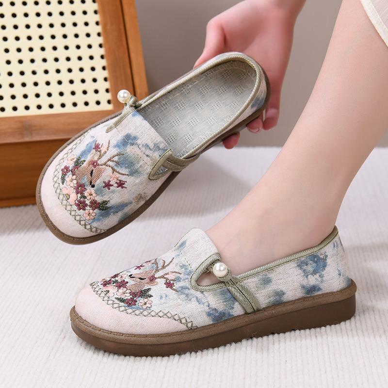 Vielseitige neue Frühlings-Stoffschuhe im ethnischen Stil mit Stickerei für Damen, Hanfu-Schuhe für Damen, lässige Schuhe für Mütter