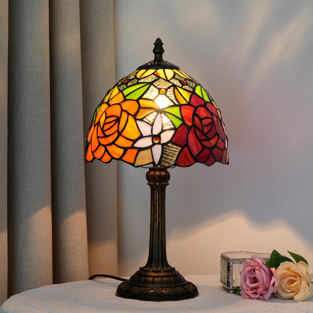Beautiful Vintage Style Table Lamp Multi-Color Vintage Bedside Table Desk Lamp 8 Inch Wide Reading Light Decor