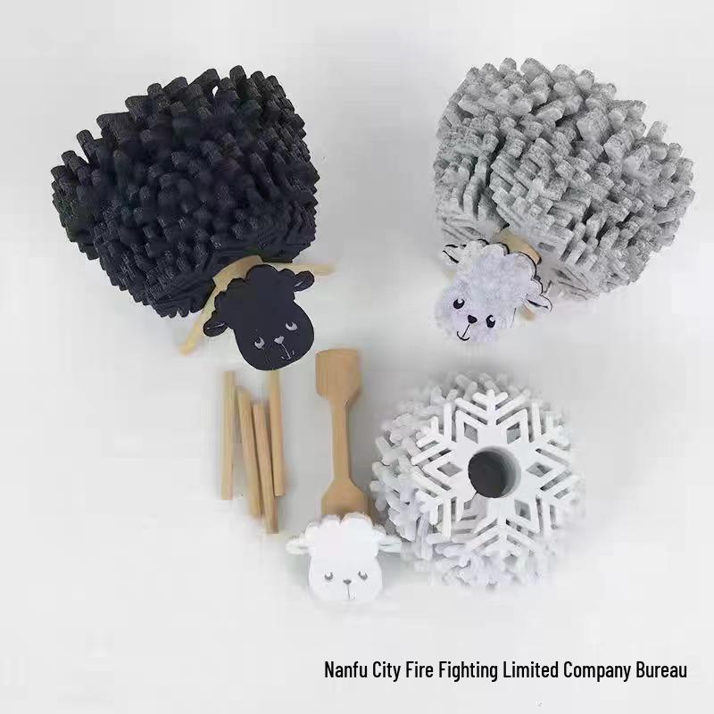 

Nordic Sheep Head Felt Coaster | Anti-scalding Heat Insulation Ornament White Sheep