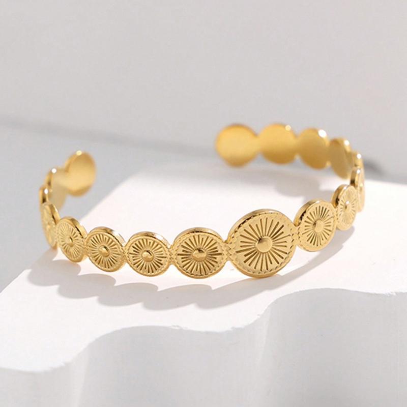 1pc Vintage Geometric Titanium Steel Open Bangle with High-End Feeling, Non-Fading Mother's Day Gift
