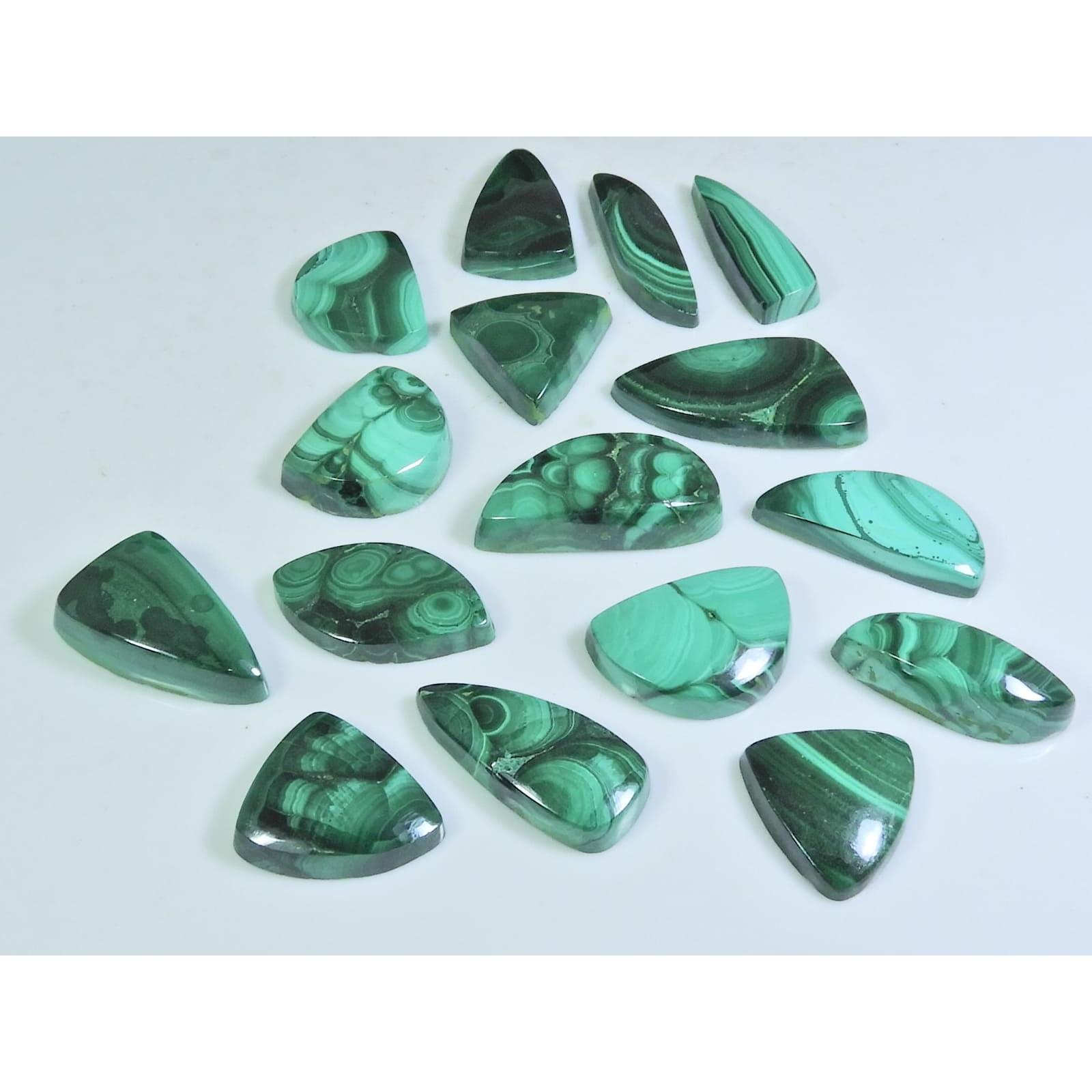 

212 карат. Кольцо из натурального зеленого малахита, размер, фантазийный кабошон, лот 16 шт., C-242