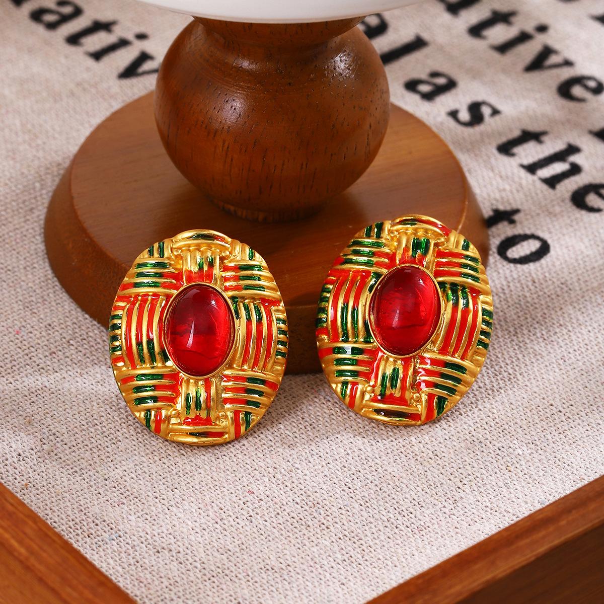 

Серьги-капли в стиле ретро с цветными блоками для утонченных дам красный