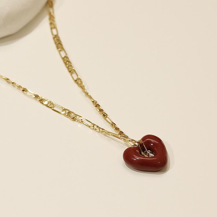 Titanium Steel Simple Retro Enamel Heart Necklace Fashionable Commuter Three-Dimensional Love Pendant Stainless Steel Collarbone Chain