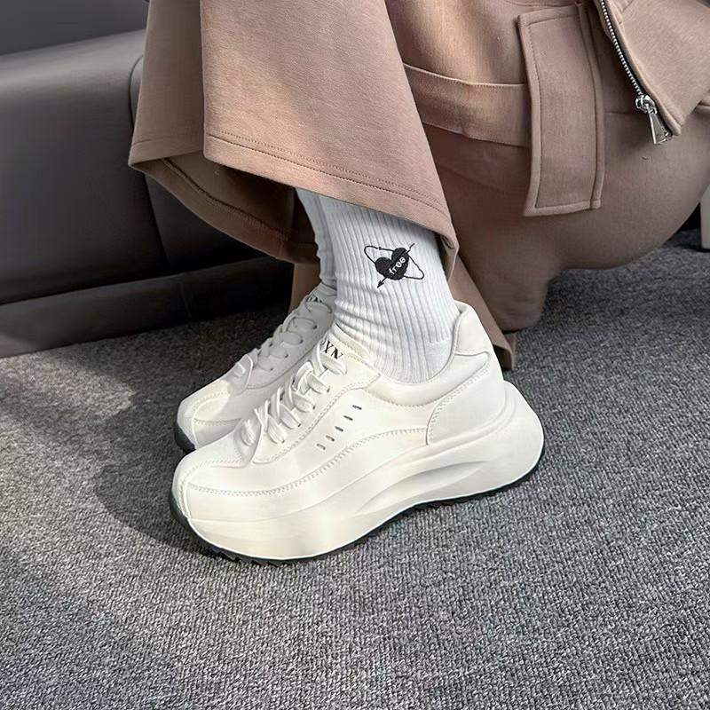The first layer of cowhide dad shoes women's spring new sports and leisure shoes versatile and lightweight white shoes