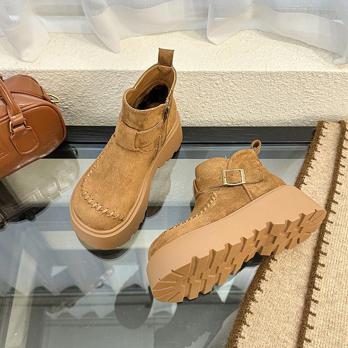 Thick-soled Martin boots women's autumn 2025 new single boots matte leather women's boots Internet celebrity fashion Velcro short boots