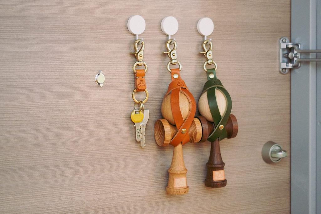 TOKYO KENDAMA Kendama Genuine Tochigi Made In Japan Holder, Camel, Leather, Brass,