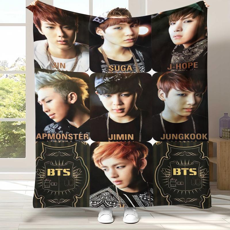 Modische B-BTS Kpop Flanelldecke, Ultraweiche Warme Plüschdecke für Zuhause Schlafzimmer Bett Sofa Abdeckung Büro Camping Picknick Geschenk