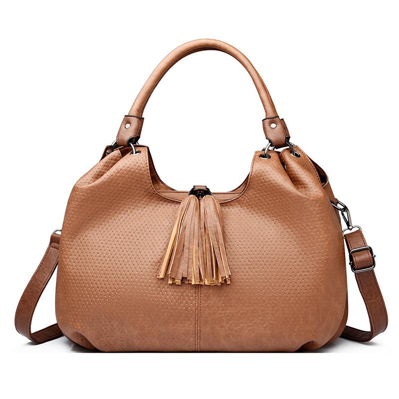 Women s Casual Large Capacity Shoulder Bag/handbag/crossbody Bag светло-коричневого