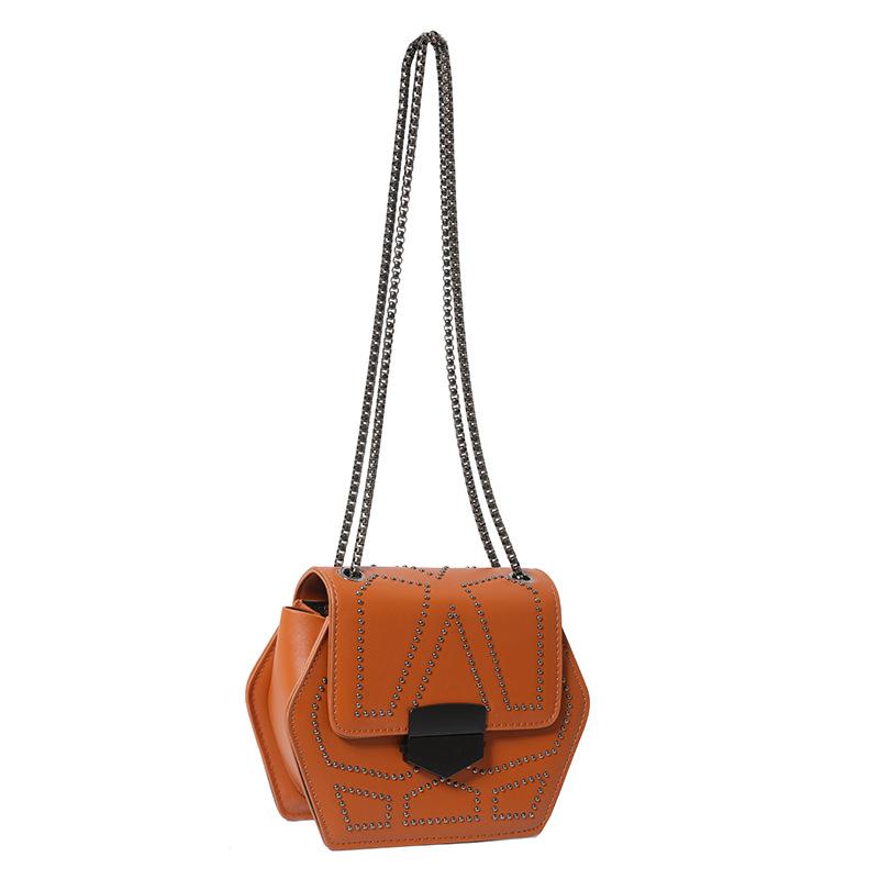 Women's Bag Autumn 2025 New Korean Version Fashion Rivet Shoulder Bag Niche Retro Versatile Chain Small Square Bag