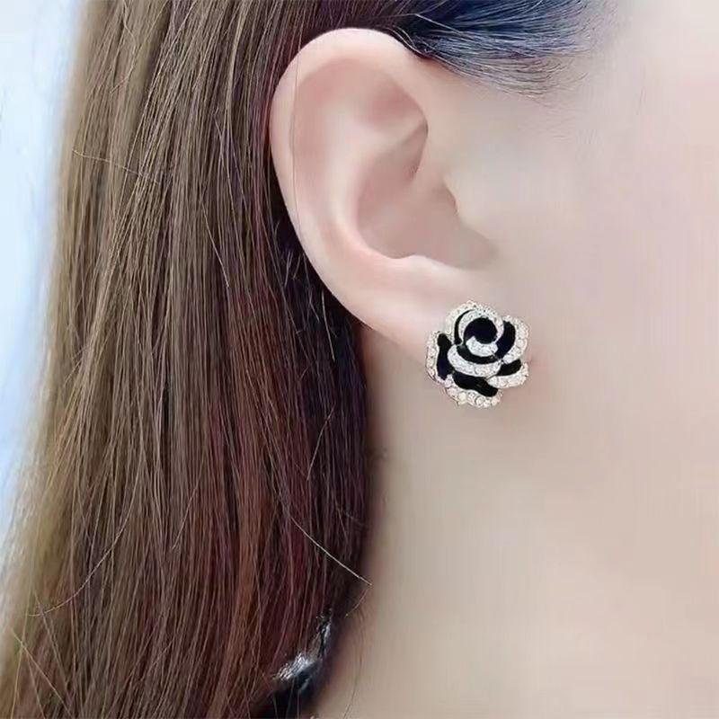 Romantische Kamelie 925 Silber Ohrclips Elegant, Französischer Retro, High-End Ohrringe für einen raffinierten Stil