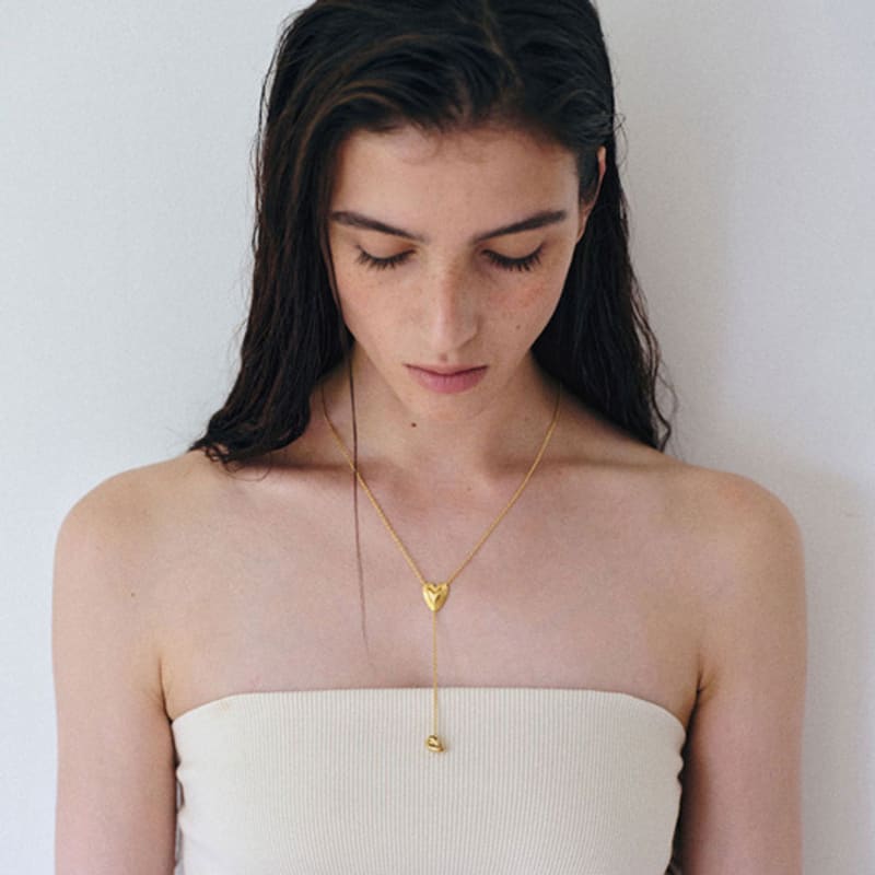 BORNETE COLLECTION_HER GAZE_Nora heart drop necklace