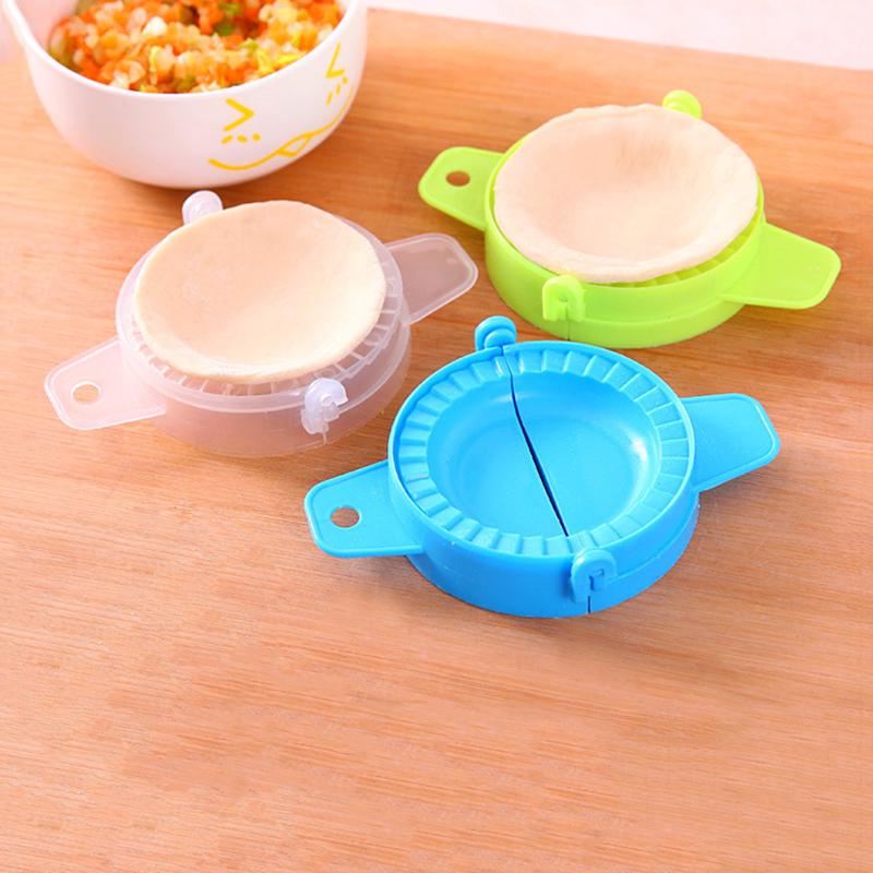 Dumpling Press for Homemade Dumplings Ravioli Pies 8cm Diameter PP Kitchen Tool