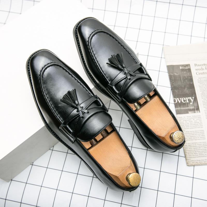 

Men s shoes large size new leather shoes fashion men s pointed leather shoes trend British style fringed leather shoes available 2025 37 чёрный