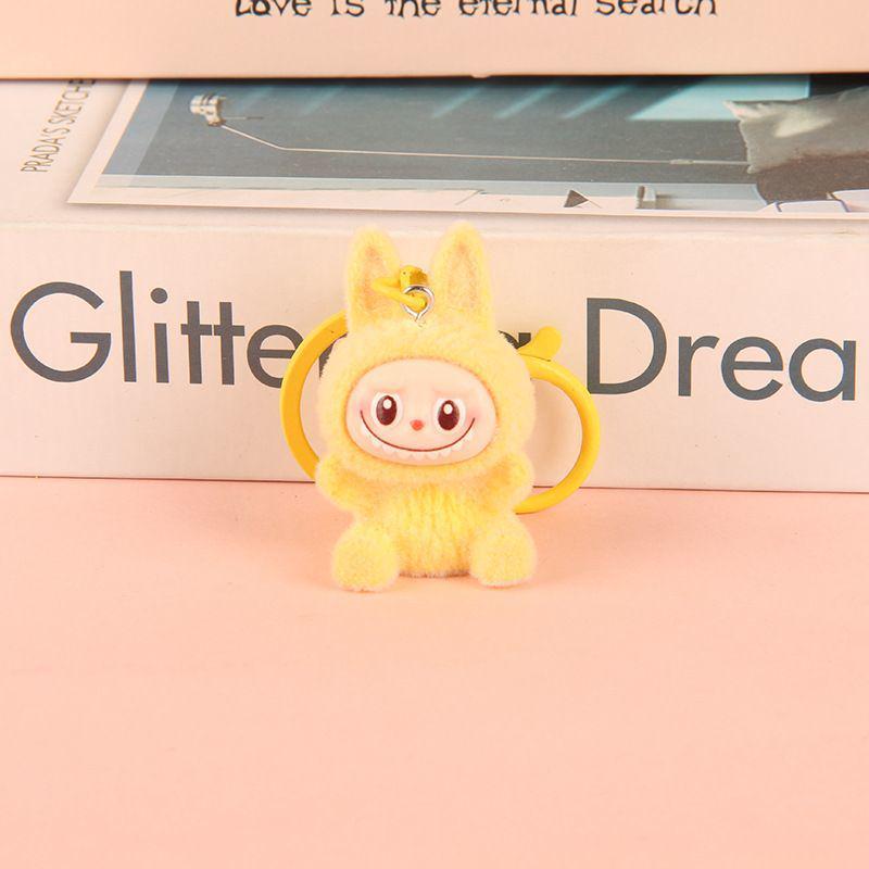 Păpușă Breloc Flocked Labubu: Breloc creativ pentru geantă și accesoriu pentru mobil