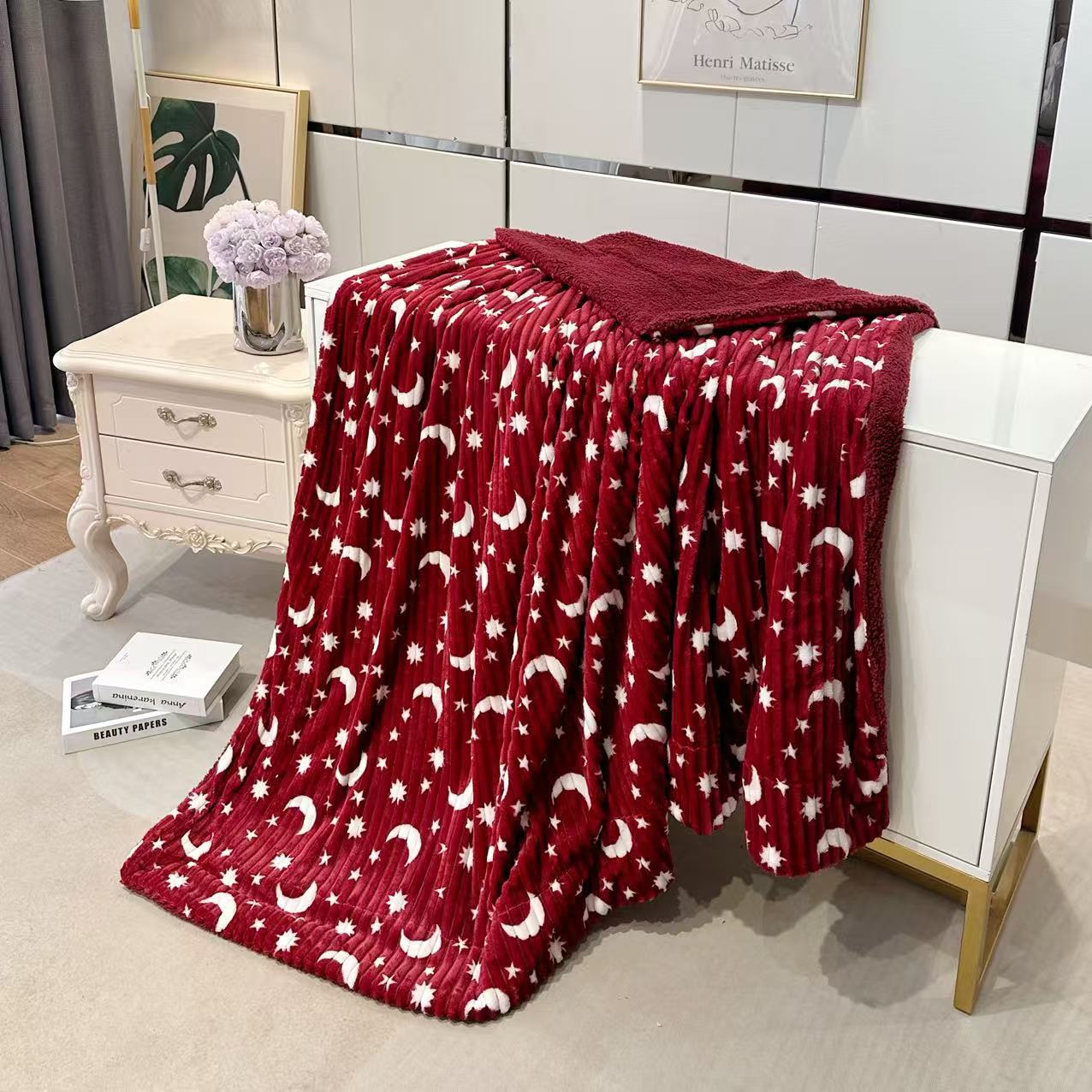 Fashionable Star and Moon Double-Layer Blanket, Flannel Blanket, Office Nap Blanket, Air-Conditioning Blanket 100*150cm