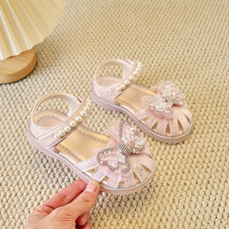 

Girls Beach Shoes Hollowed-out Breathable Kids Princess Shoes Sweet Star Bows 2025 Summer New Children Sandals Beading Ins Trend 23 розовый