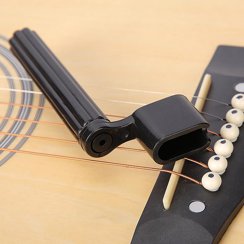 1ks plastová akustická elektrická kytara Basová struna Kolíček navíječ kobylkového kolíku Vytahovač kolíků na opravu kytary Nástroj pro údržbu nástroje Luthier