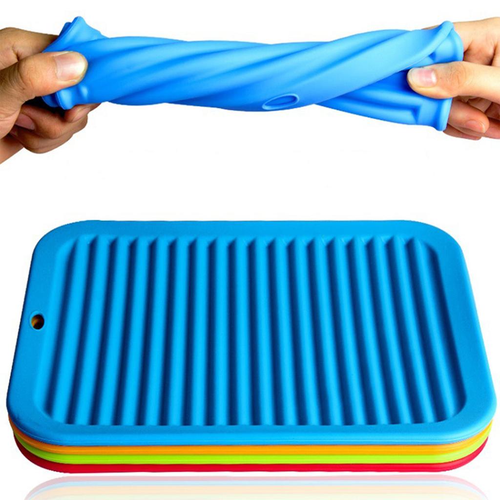 Multifunctional Silicone Heat Insulation Placemat Silicone Table Mat Non Slip Large Coaster for Kitchen Dining Table