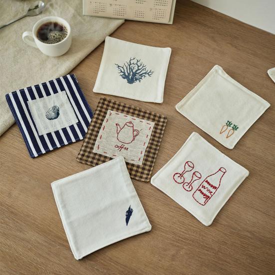 4 pièces sous-verres rustiques en coton, dessous de verre tissés à carreaux brodés à la main pour tasses à café et à thé, protège-table lavable résistant à la chaleur pour la maison