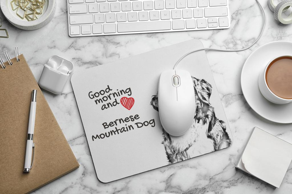 Berner Sennenhund - Mauspadd mit Aufdruck, personalisiertes Mauspadd mit Hunde-Motiv, einzigartiges Gadget für einen Büroangestellten von der Marke Art-Dog