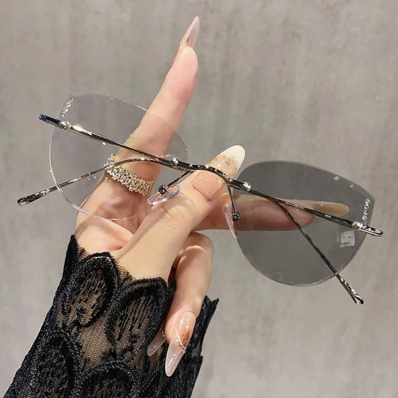 High Quality Frameless Pochromic Myopia Glasses All Titanium Ultra Light Cat Eye Anti Blue Light Glasses Diopter To -4.0