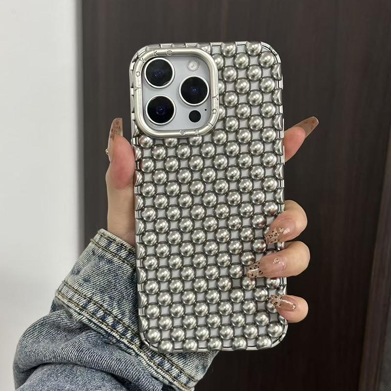 Matte Silver Hollow Out Beads Phone Case For iPhone 13 14 15 16 17 Pro Max 17 Air Summer Heat Dissipation Back Cover