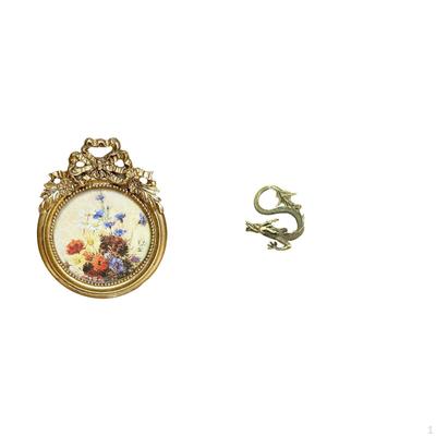 Photo Frame Vintage Round Picture Display European Ornate Mini Statue Tea Pet Figurine Wedding Gift