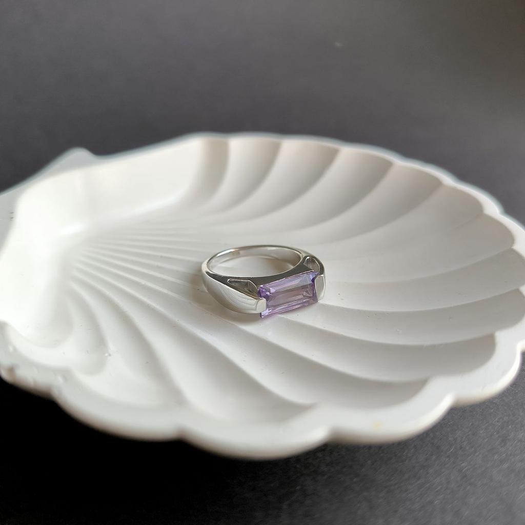 Серебряное кольцо с натуральным аметистом 2.491ct, вес изделия 5,59 гр (2163237)