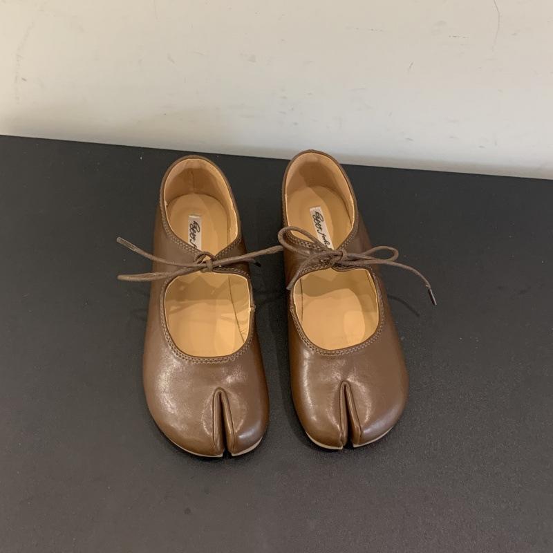 

French flat-bottomed bow with split-toed shoes, versatile and not tired, pig s trotters, Mary Jane shoes, ballet single shoes for women 40