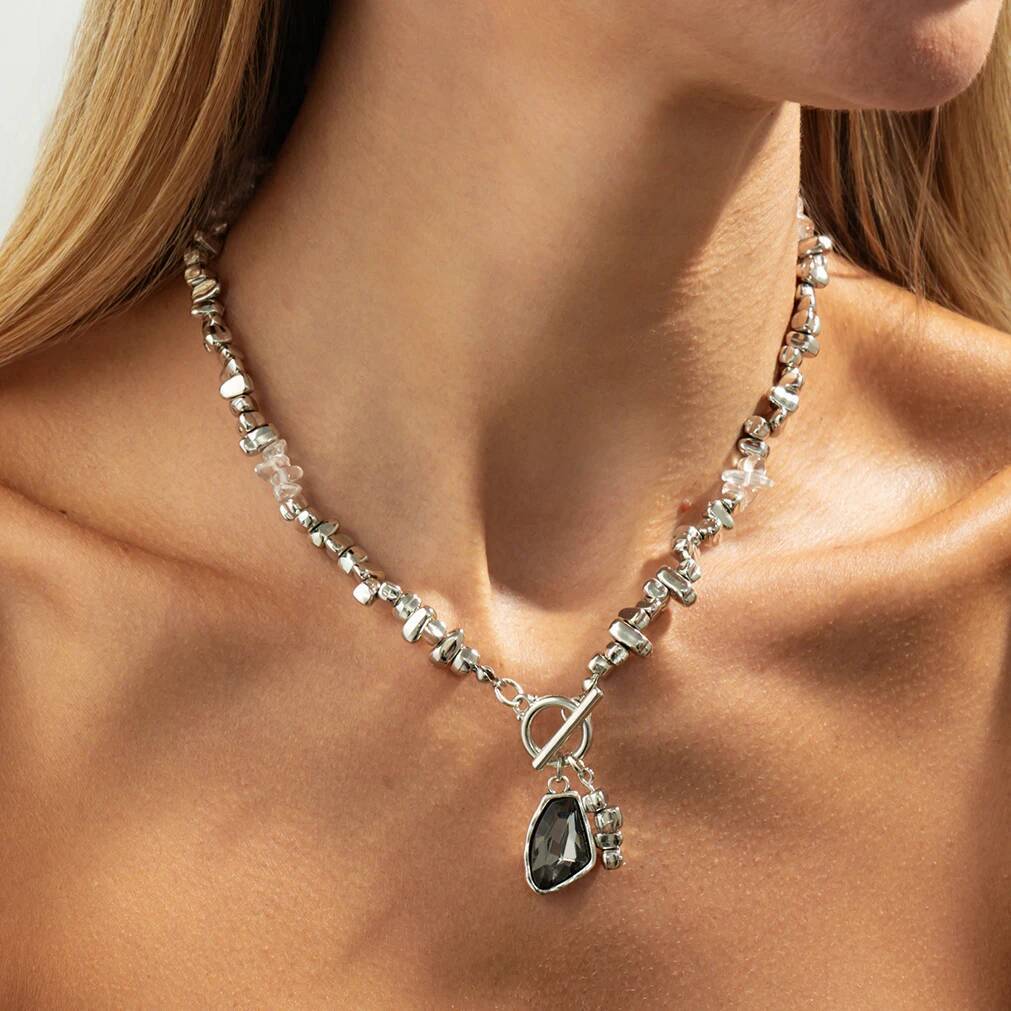 Salircon Unregelmäßige Perlen Choker Halskette Damen Mode Elegant Schwarzes Acryl Strassstein Anhänger Hals Hochzeit Party Schmuck Geschenke