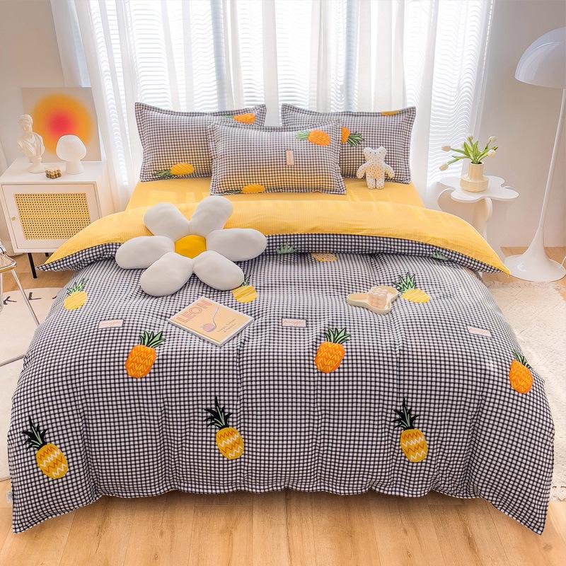 Set mic din patru piese din bumbac periat, proaspăt, îngroșat, din trei piese din bumbac imprimat, cearșaf de pat și cuvertură