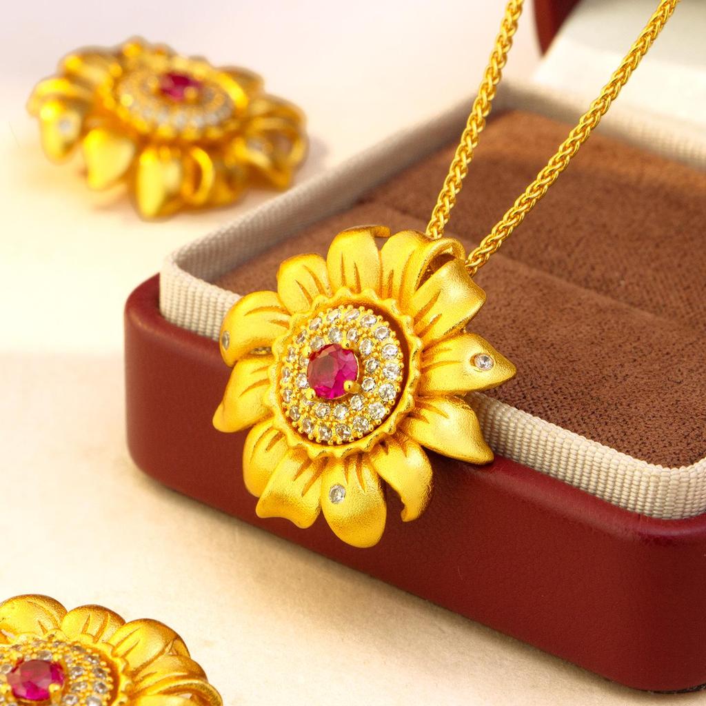 Rose Gold Diamond Sunflower Pendant - Women's Fashion Charm