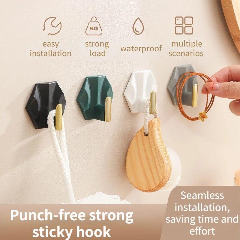 4ks/sada Háčiky na kľúče Samolepiace háčiky na stenu Domáca kuchyňa Malé háčiky na stenu bez dierovania Držiak na tašku na kľúče