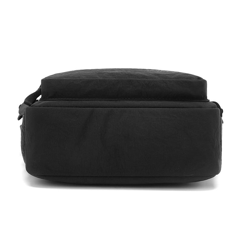 Lehká nylonová crossbody taška pro muže i ženy, neformální taška přes rameno typu messenger se zipovými kapsami