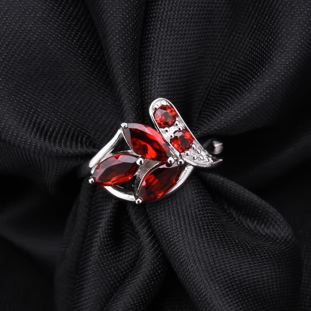 Design Sense Natural Gem Ring Female, Personality S925 Silver Inlaid Natural Garnet Ring