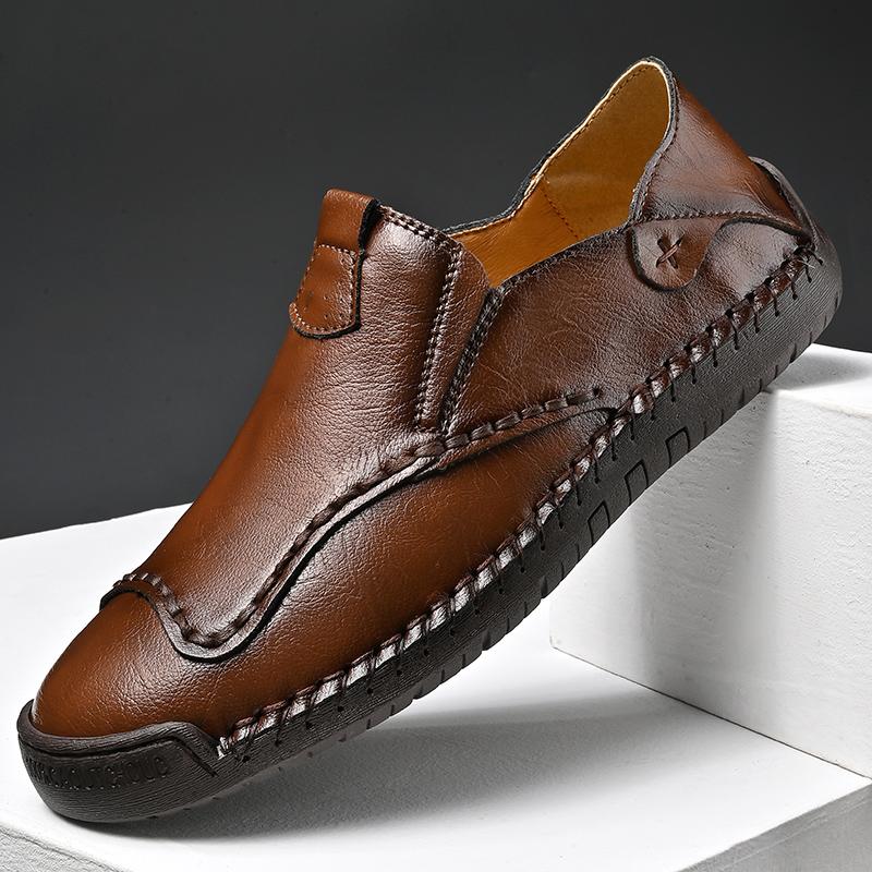 Leisure Flat Shoes Men Ultra-light Classic Driving Shoes Comfortable Soft Leather Shoes Men's Casual Shoes